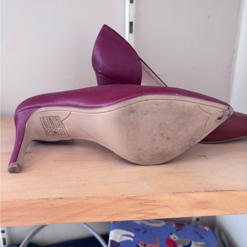 Red Textured Pumps - Picture 3 of 5